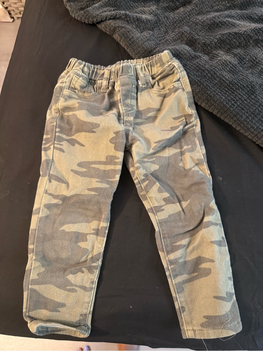 SHEIN Kids Camo Pull-On Jeans in Olive and Tan